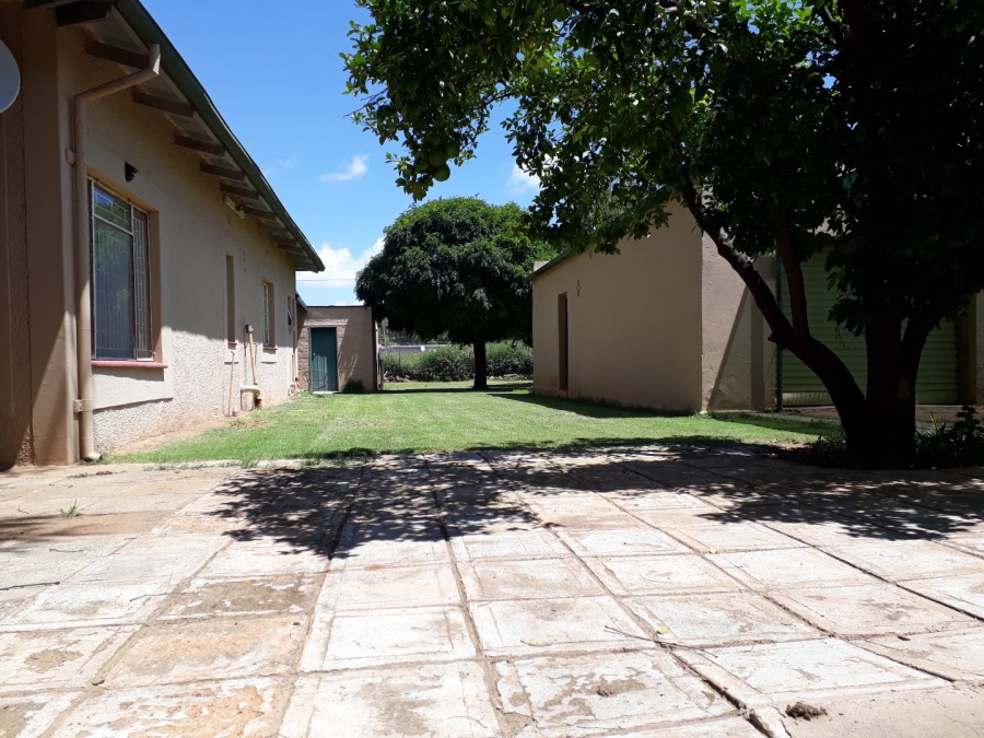 3 Bedroom Property for Sale in Petrusburg Free State